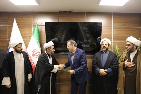در ارزیابی ستاد اقامه نماز کشور؛/آب و فاضلاب آذربایجان شرقی رتبه برتر را کسب کرد
