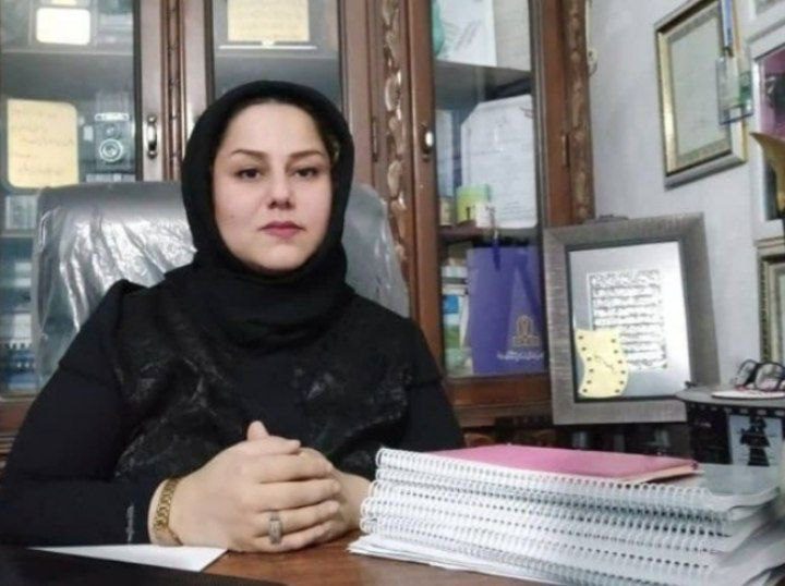 زمانی قلم و دوربین را برزمین میگذارم تا جان انسانی رانجات دهم