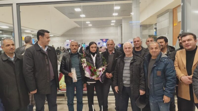 استقبال نوائی از قهرمان پاراتکواندو مرندی