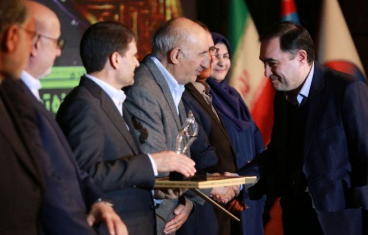 پتروشیمی تبریز، در اوج افتخار: تندیس بلورین تعالی صنعت پتروشیمی در دستان تبریزی‌ها