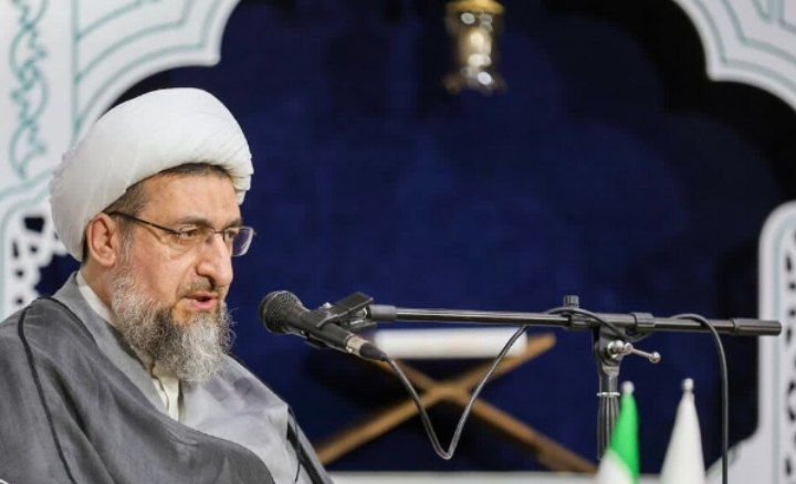 بدون عمل صالح، امید به خدا بی‌نتیجه است