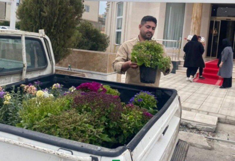 توزیع گل‌های فصلی به هتل‌های منطقه آزاد ارس برای استقبال از نوروز