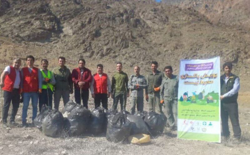 برگزاری پویش پاکسازی محیط زیست در نوردوز