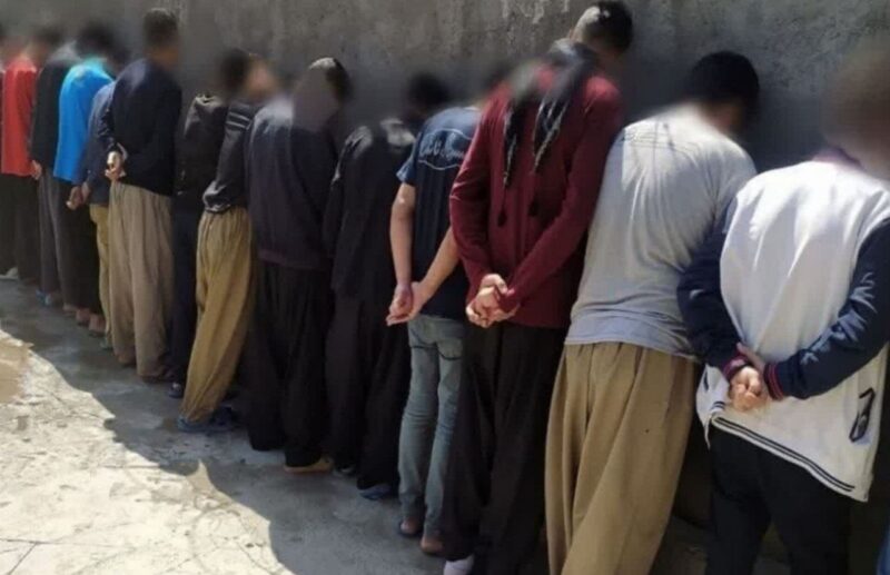 دستگیری ۳۹ نفر معتاد پر خطر و کشف بیش از نیم کیلوگرم انواع موادمخدر در “مرند “