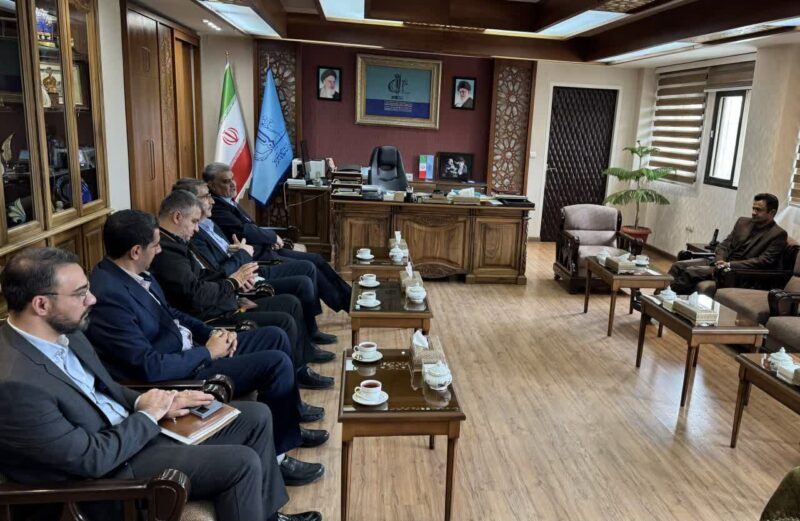 دیدار فرمانده بهداری رزمی شمالغرب نیروی زمینی سپاه با رئیس دانشگاه تبریز