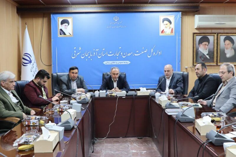 در کنار همه مشکلات اقتصادی ، شاهد رشد و توسعه صنعتی در کشور هستیم