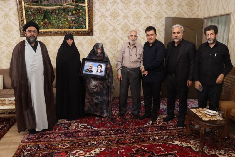 دیدار شهردار تبریز با خانواده معظم شهیدان والامقام «حسن پروردگاری» و «ایرج خدادادی نوبر»