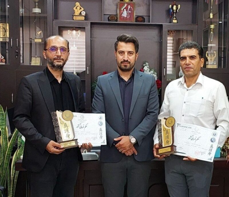 اهدای مدال قهرمانی ورزشکاران سرابی به سرداران شهید