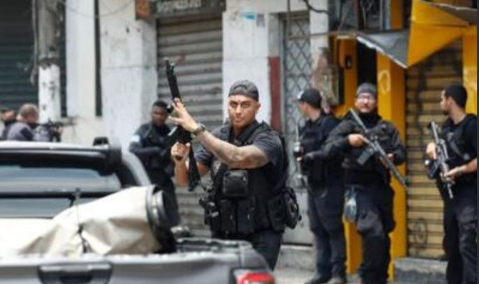 درگیری پلیس برزیل با تبهکاران / ۶۴ کشته