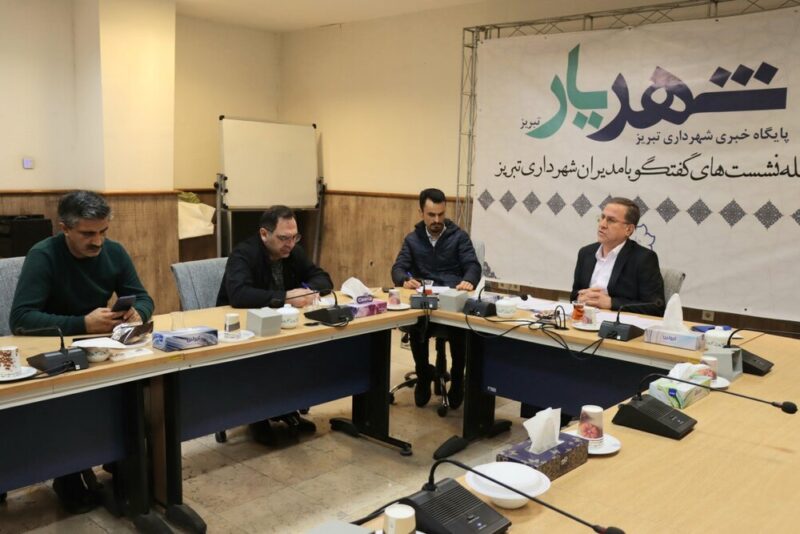 جمع آوری روزانه ۱۱۳۰ تن پسماند از سطح شهر تبریز/ لزوم فرهنگسازی و مشارکت شهروندان در خدمات شهری