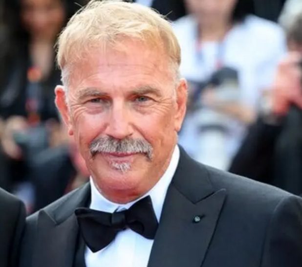 بازیگر و کارگردان مشهور تحت پیگرد قانونی قرار گرفت