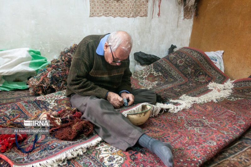 نگاه صدقهای حاکمیت به صنایع خلاق کشور نیازمند اصلاح است