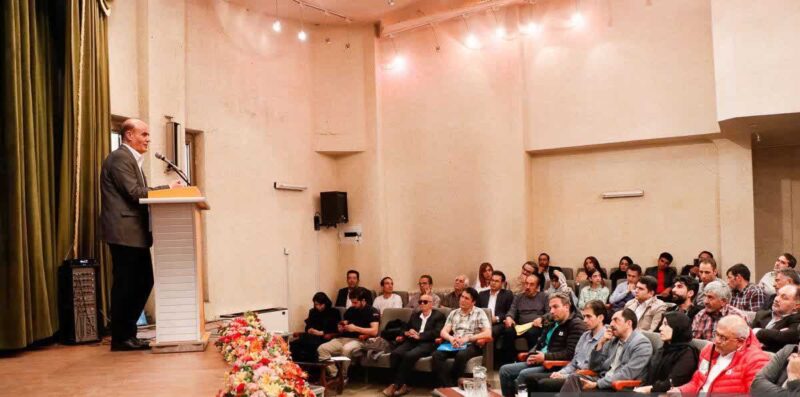 کوهنوردان حافظان حقیقی محیط زیست کوهستان هستند