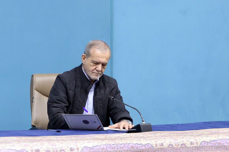 انتصاب اعضای حقوقی و حقیقی جدید هیئت امنای بنیاد ملی نخبگان کشور