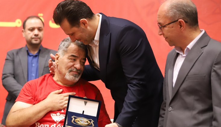 تجلیل آرش میراسماعیلی از علی شعبانی پور پیشکسوت جودو