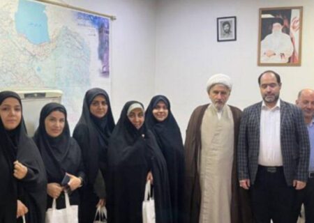 تجلیل از برگزیدگان مسابقه فرهنگی دهه کرامت سازمان راهداری و حمل‌ونقل جاده‌ای