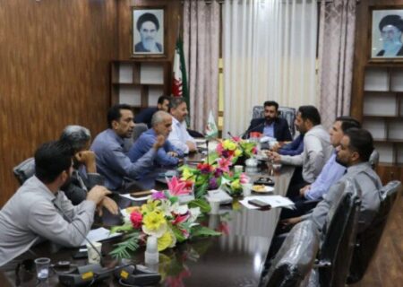 تأکید بر تسریع طرح‌های آبرسانی و فاضلاب در نشست مشترک کمیسیون عمران شورای شهر و آبفا