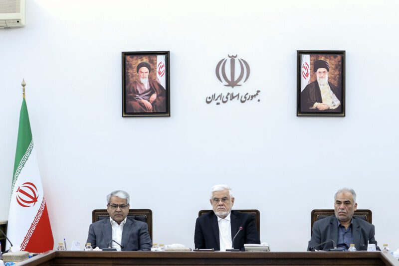 عارف: توسعه مکران، از اولویتها و راهبردهای کلان دولت چهاردهم است