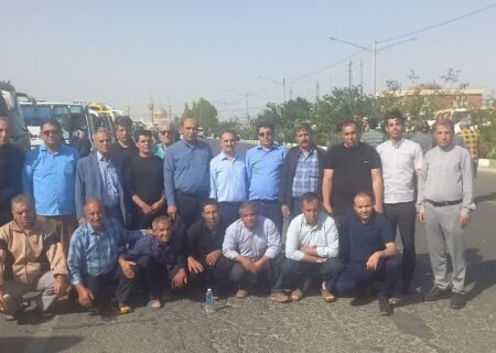 حضور بسیجیان پایگاه‌های بسیج نبی اکرم (ص) و شهید آوینی شهرداری مرند در حرم امام خمینی (ره