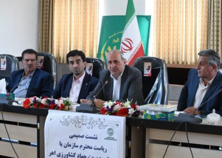 راه نجات کشاورزی، ارتقای بهره‌وری و تقویت زنجیره‌های تولید است