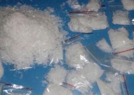 توقیف خودروی سواری حامل ۷ کیلو شیشه در میانه