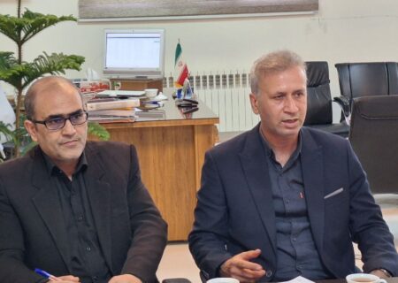 ذخایر کالاهای اساسی و آرد و نان در شهرستان عجب‌شیر کافی است؛ مردم نگران نباشند