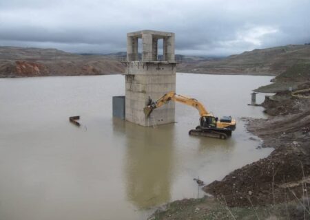 طرح آبرسانی میانه موجب رفع تنش آبی و مشکلات آب کشاورزی است