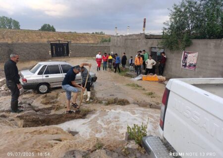 سیل و آب گرفتگی منازل در روستای حاجی آقا  شهرستان بستان‌آباد