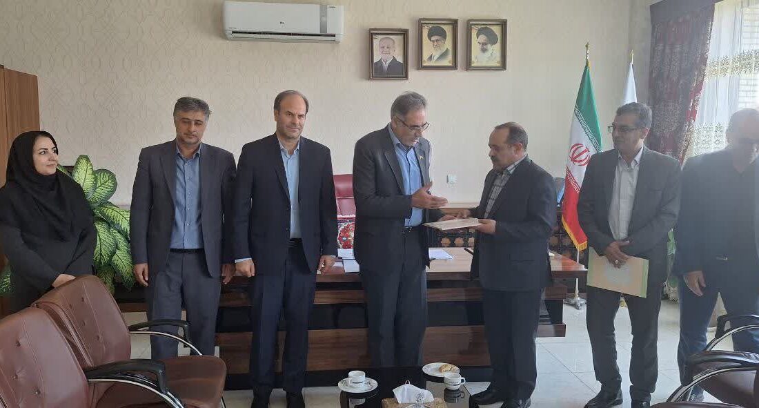 برگزاری جلسه تکریم و معارفه رییس جدید امور مالیاتی مرند