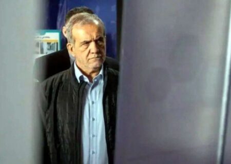 فروش بنزین مخلوط با آب به پزشکیان!