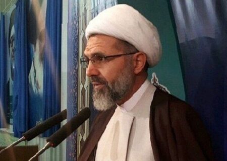 تقوا، بصیرت و تبعیت از رهبری، کلید مقابله با دشمنان