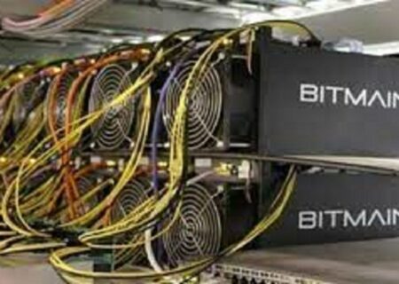 کشف و جمع آوری ۹۱۶ دستگاه ماینر غیر مجاز در تبریز