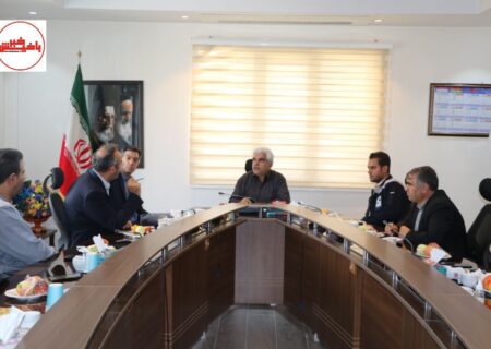 برگزاری جلسه بررسی مصوبات سفر وزیر کار محور شرکت عالم آرا