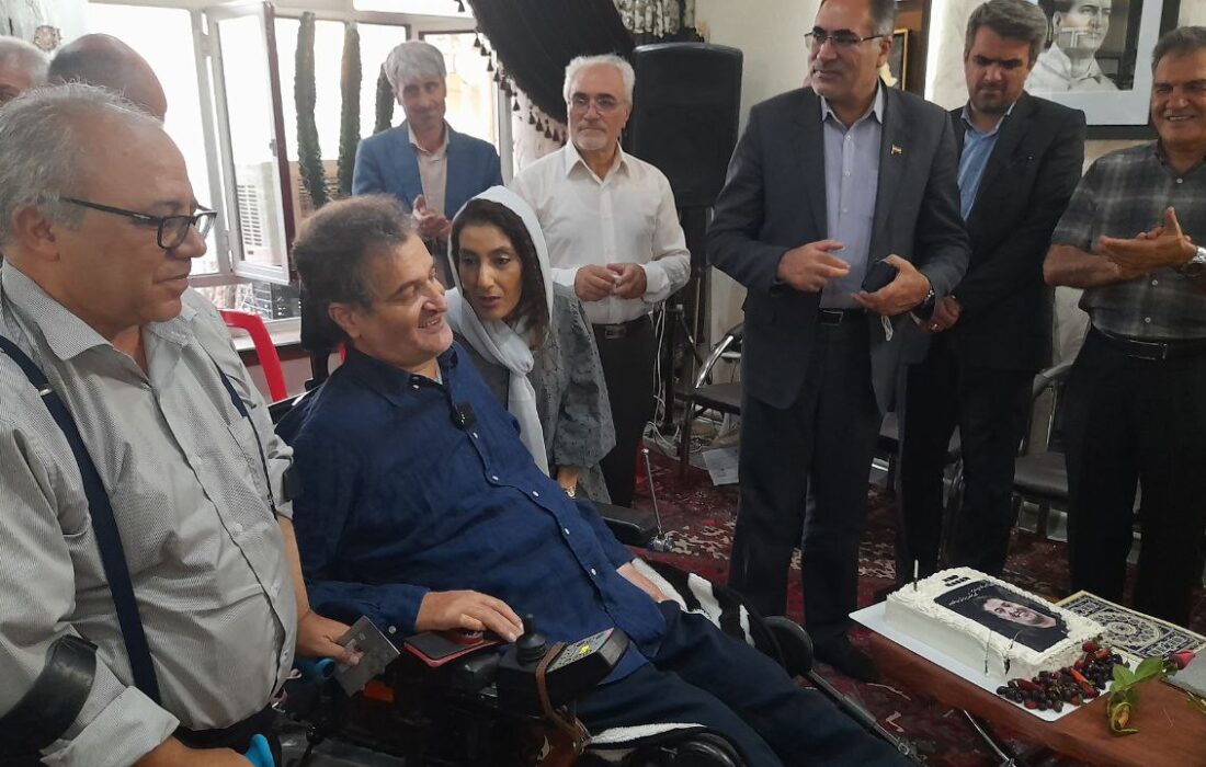 شاعران  سرمایه های معنوی هستند.