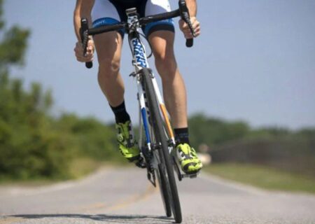 علیاری قهرمان دوچرخه‌سواری ایران شد