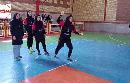 برگزاری بازی بومی محلی دال پلان دختران استان درمراغه