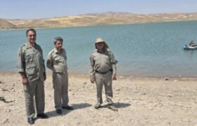 کشف و جمع آوری تور و لنسرهای ماهیگیری در سد ستارخان