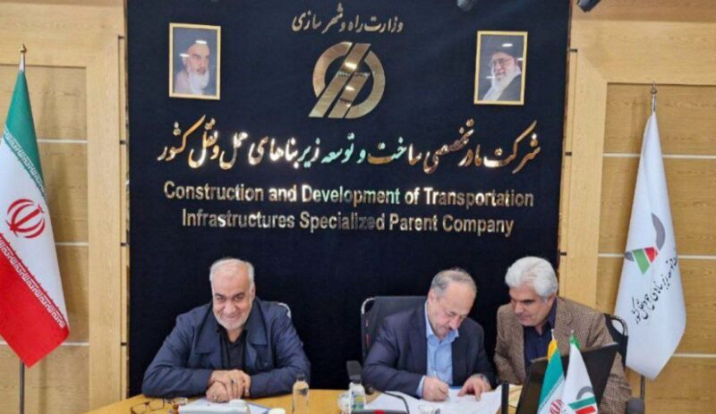 دیدار حبیبزاده با معاونان ارشد وزارت راه و کشور برای پیگیری پروژههای کلان مرند و جلفا