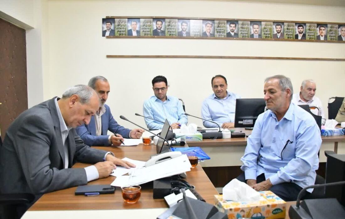 رسیدگی به مشکلات۲۳ نفر از مراجعان کشاورزی توسط رئیس سازمان جهادکشاورزی آذربایجان شرقی