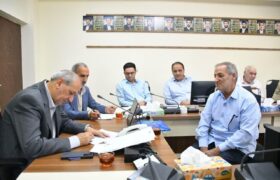 رسیدگی به مشکلات۲۳ نفر از مراجعان کشاورزی توسط رئیس سازمان جهادکشاورزی آذربایجان شرقی