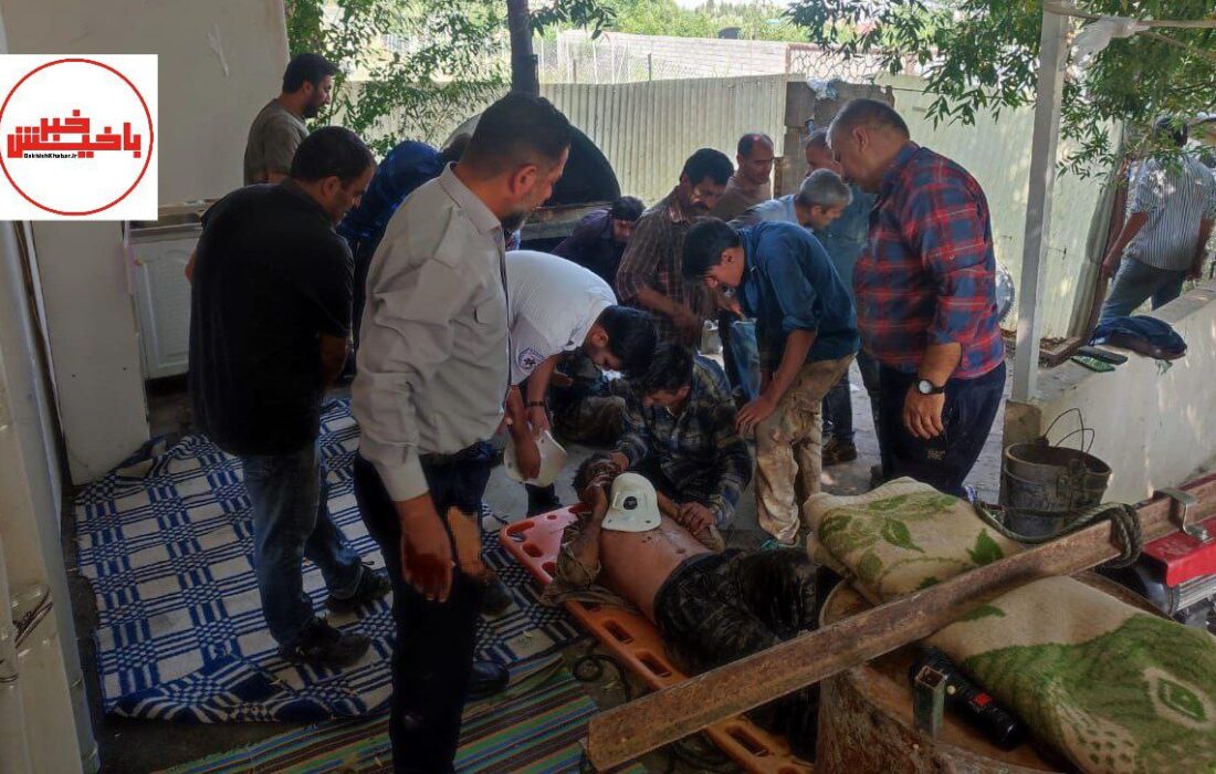 آتش نشانان مرند ناجی فردی که در چاه ۱۰ متری سقوط کرده بود، شدند
