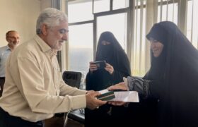تقدیر رئیس ستاد توسعه و بازسازى عتبات عالیات آذربایجان شرقى از بانوى خیر آذربایجانى