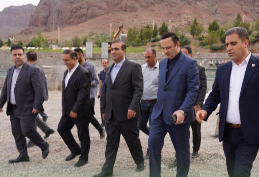 بازدید دبیر شورایعالی مناطق آزاد کشور از مجموعه ورزش های ساحلی ارس