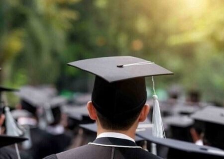 بیش از ۴۰ درصد دانش آموختگان نمی‌توانند شغل مناسب پیدا کنند