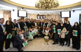 استاندار آذربایجان شرقی در آیین تجلیل از جوانان برتر: شبکه مشاورین و نخبگان جوان در استان تشکیل می‌شود