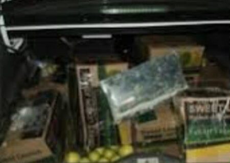 کشف نزدیک به ۵ کیلو گرم موادمخدر از یک دستگاه خودروی سواری در مرند /یک نفر توزیع کننده دستگیر شد