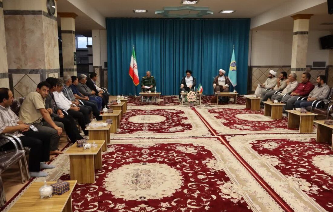 دیدار صمیمی مدیریت‌ تالارها با امام جمعه محبوب شهرستان بناب