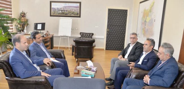 دیدار مدیرکل امور مالیاتی آذربایجان شرقی با مدیر شعب شرکت معتمد مالیاتی وثوق گستر