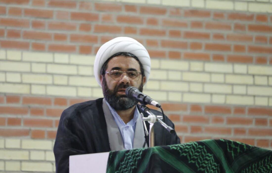پیگیر ساخت بیمارستان و رفع مشکلات شهری هستم