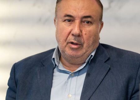 یارانه نان را باید به خود مردم دهند/ ۲۵۰ همت یارانه نان در سال ناعادلانه توزیع می‌شود